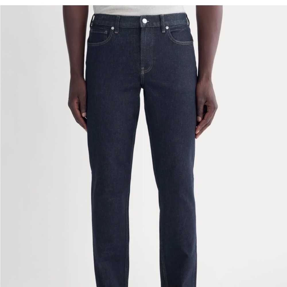 Everlane Uniform Organic Cotton The Athletic Jeans Size 28x28. Like new!